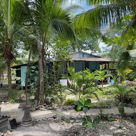 Casa Mamre Hostel Cahuita Exterior photo